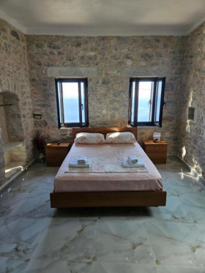 Rigas stone tower east Mani 1